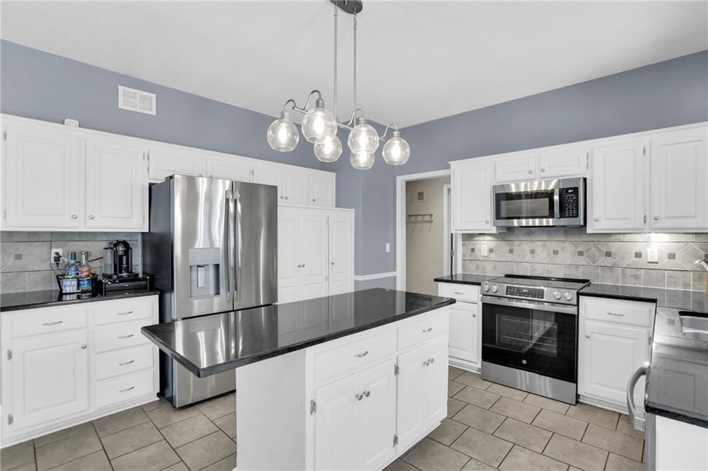 12307 Farley Street — photo 19