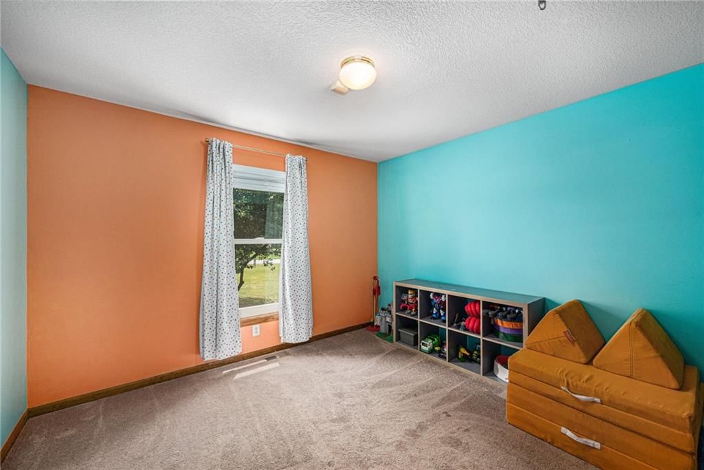 310 E Seybold Road — photo 17