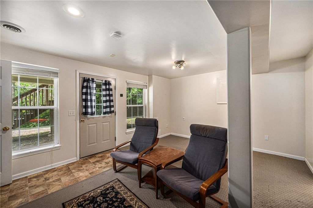 310 E Seybold Road — photo 26