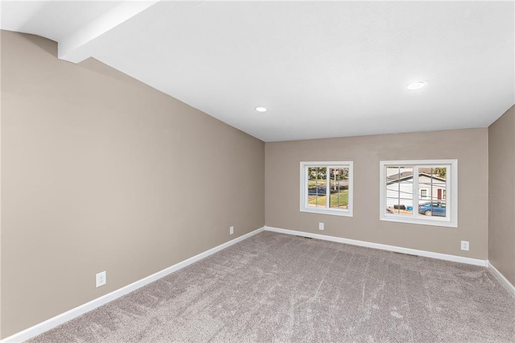 103 S Center Street — photo 19