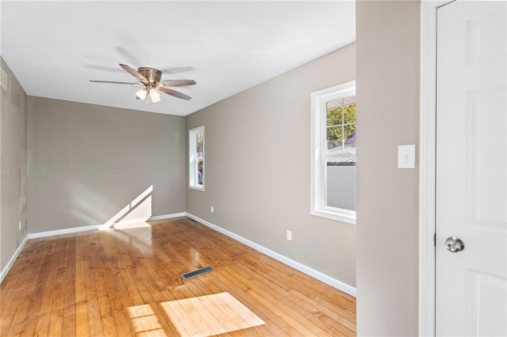 103 S Center Street — photo 10