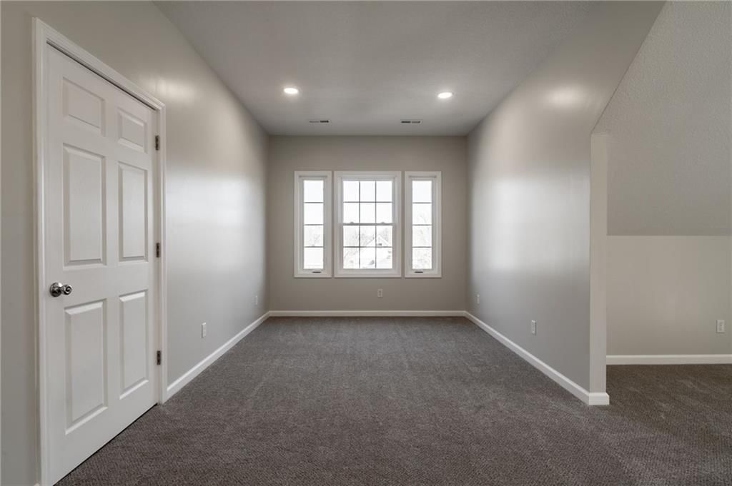 605 N Mead Street — photo 31