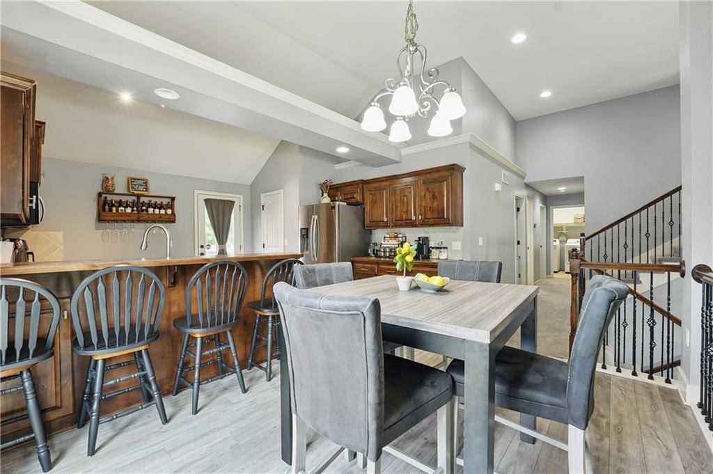 896 E Lanesfield Street — photo 14