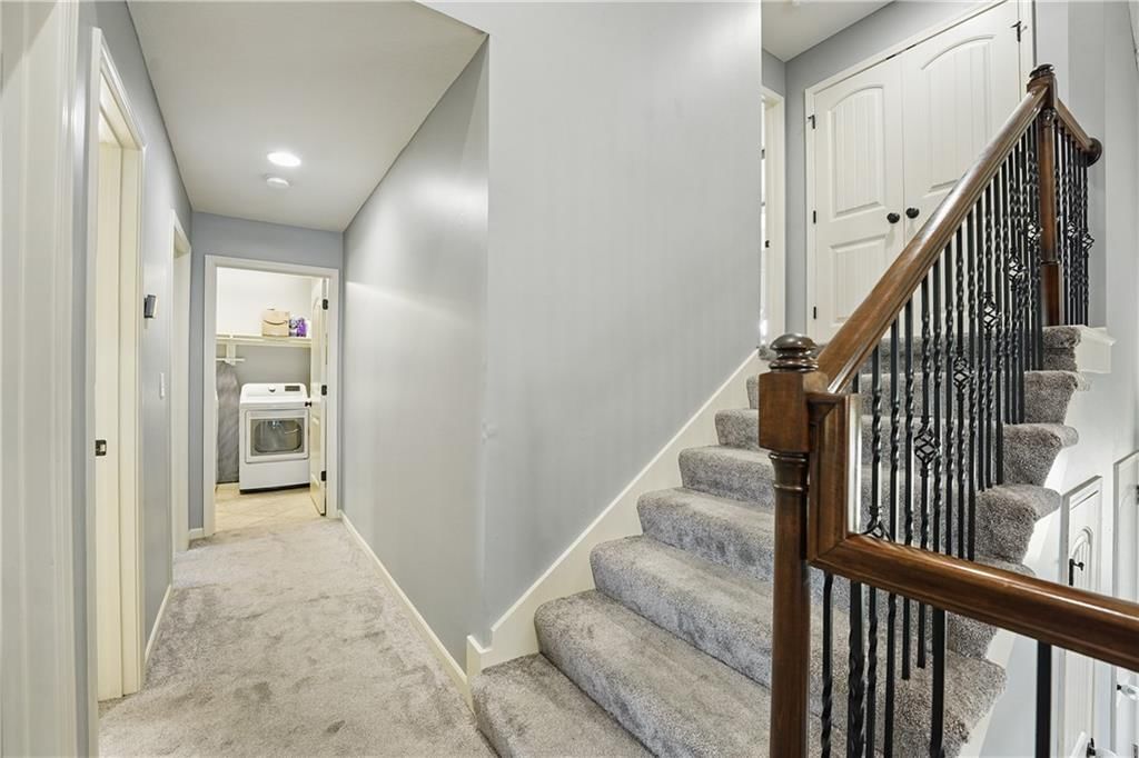 896 E Lanesfield Street — photo 15