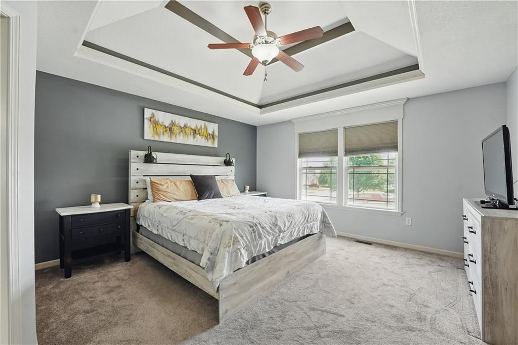 896 E Lanesfield Street — photo 17