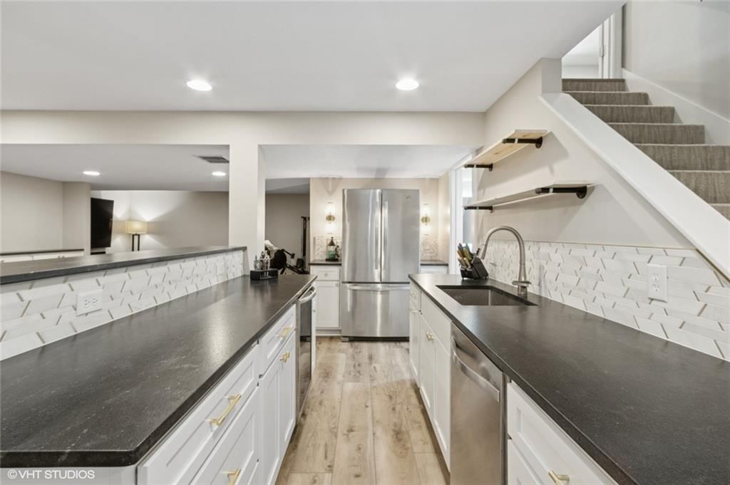 14922 W 82nd Terrace — photo 32