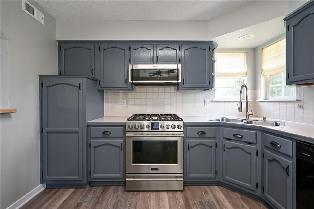 1705 JOHNSTON Drive — photo 11