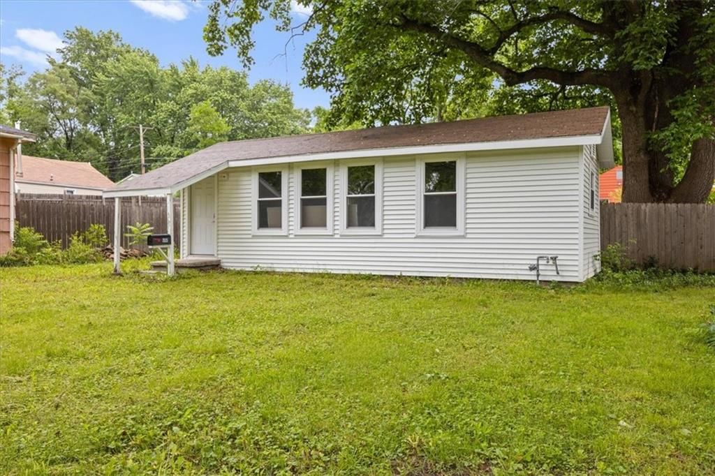 2521 & 2525 Race Avenue — photo 3