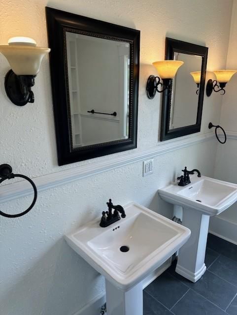 1052 S Garrison Avenue — photo 13