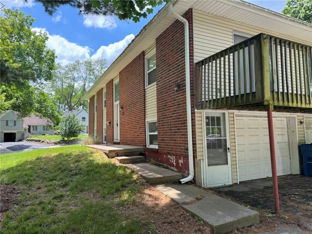3006 S Santa Fe Road — photo 2