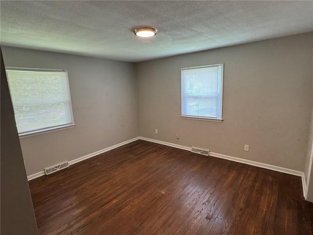 3006 S Santa Fe Road — photo 14