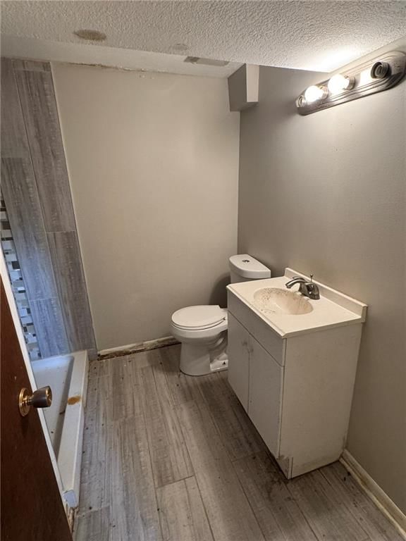 3006 S Santa Fe Road — photo 20