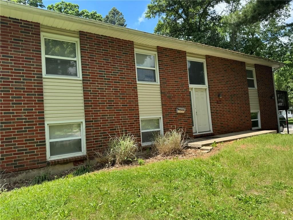 3006 S Santa Fe Road — photo 26