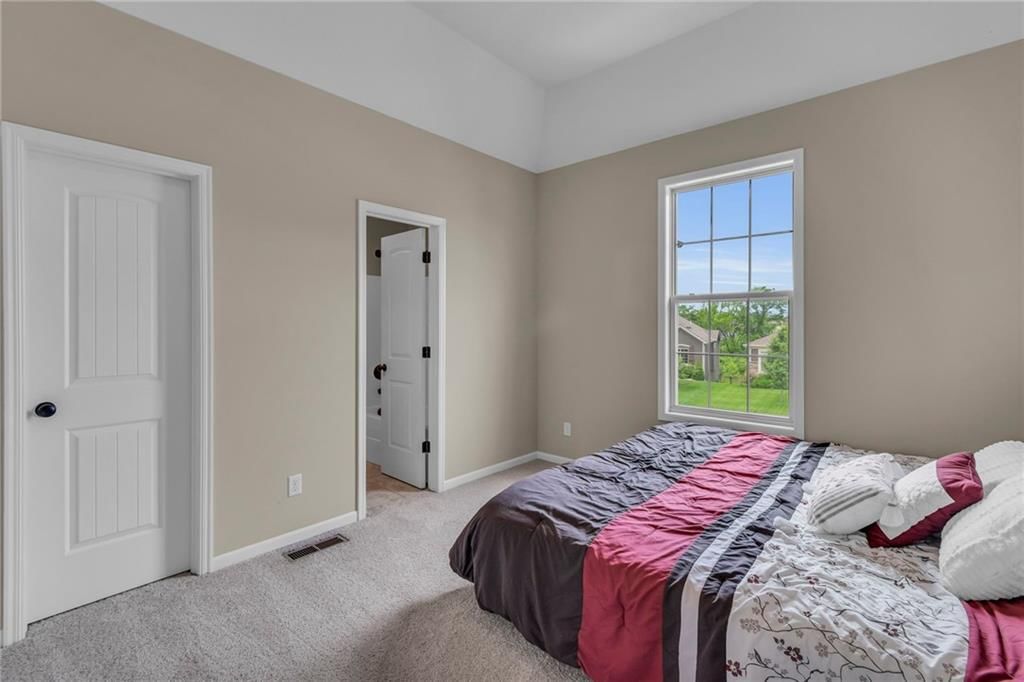 4217 SW Stoney Brook Drive — photo 28