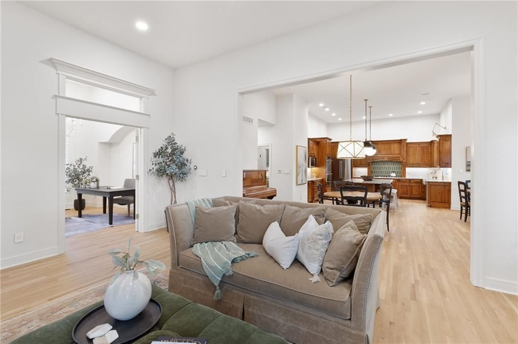 4424 NE Shadow Valley Circle — photo 14