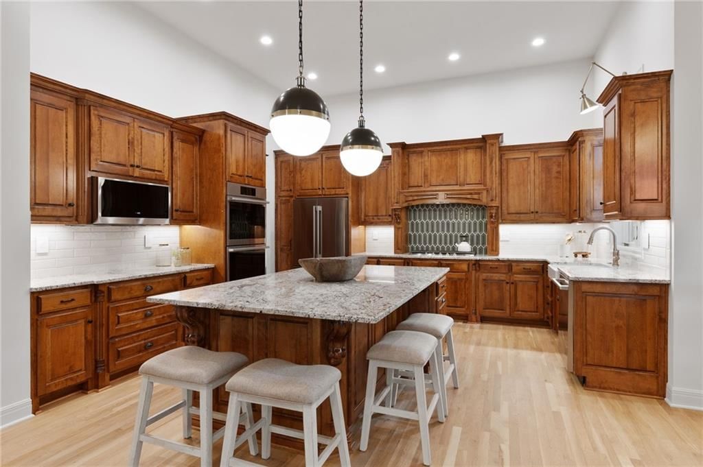 4424 NE Shadow Valley Circle — photo 21