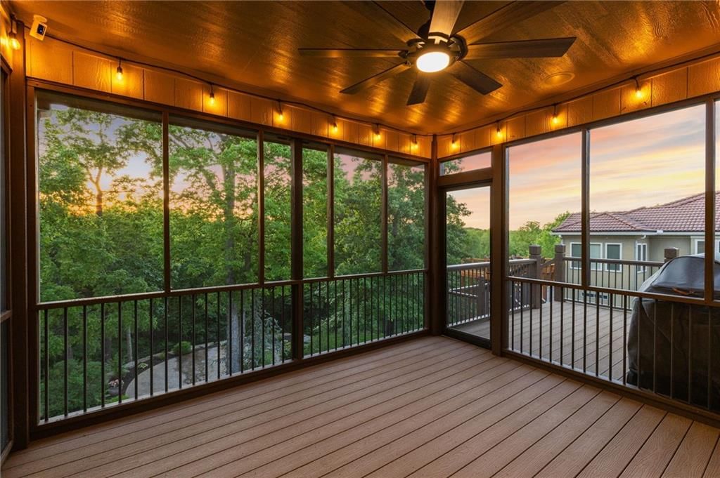 4424 NE Shadow Valley Circle — photo 4