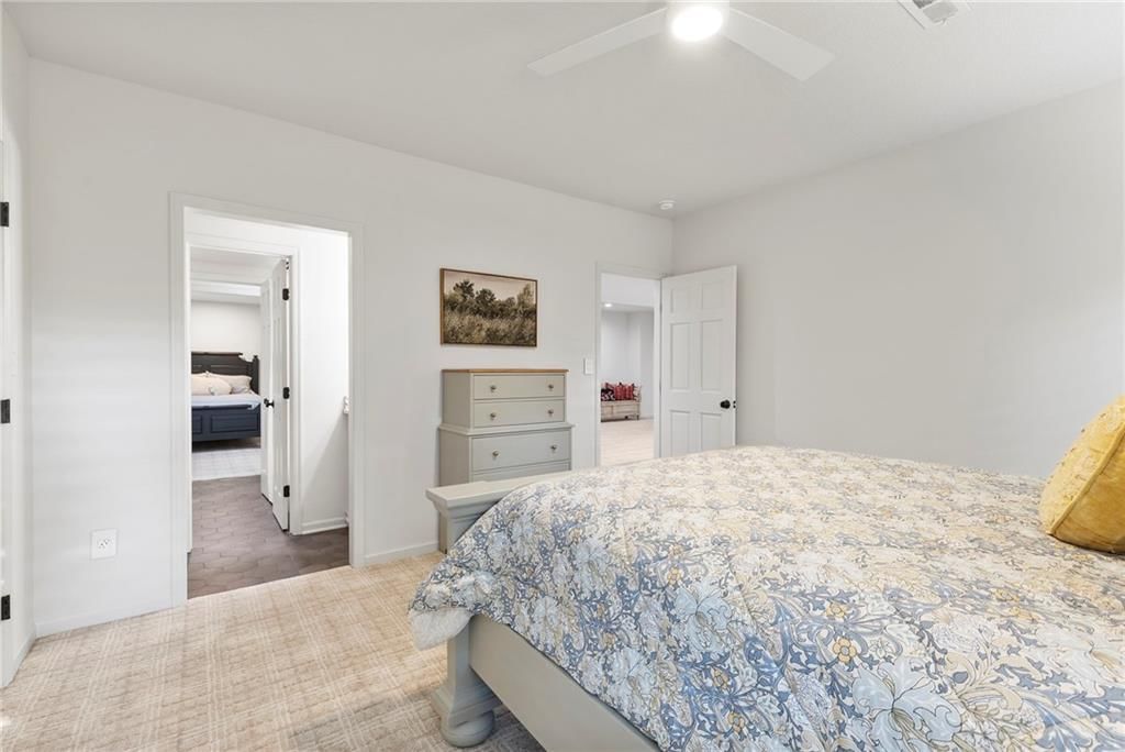 4424 NE Shadow Valley Circle — photo 49