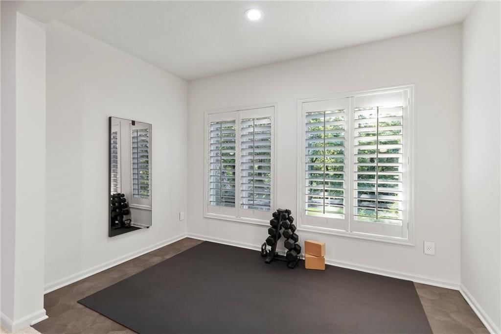 4424 NE Shadow Valley Circle — photo 55