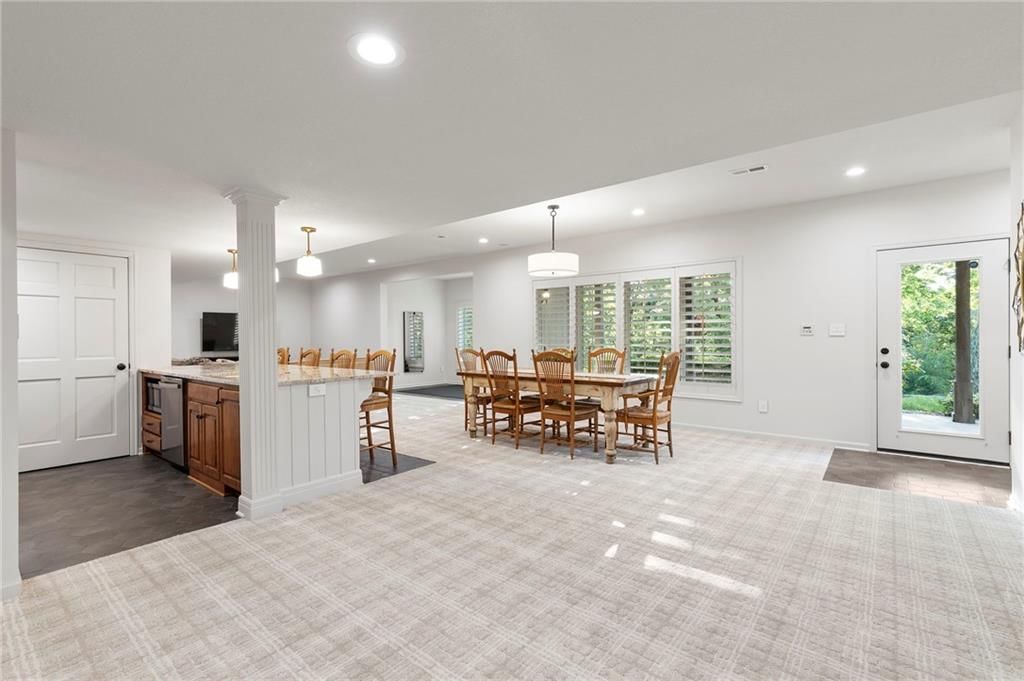 4424 NE Shadow Valley Circle — photo 60