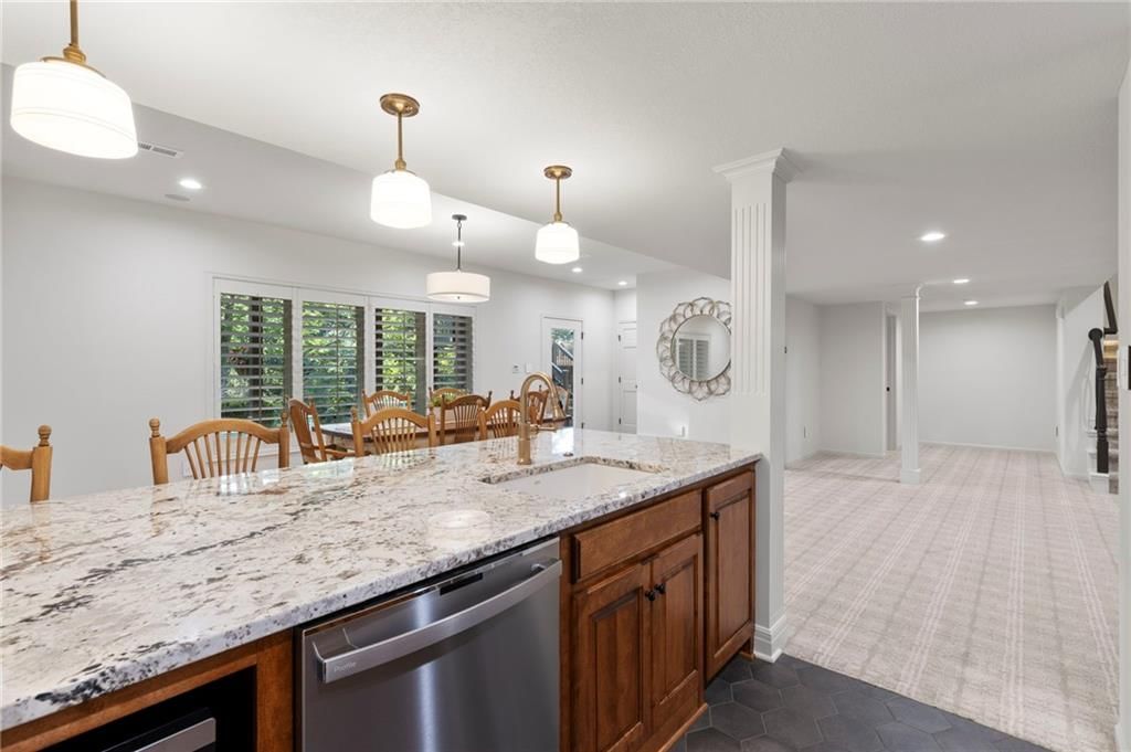 4424 NE Shadow Valley Circle — photo 63