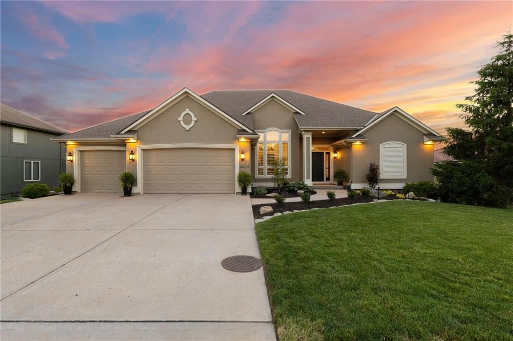 4424 NE Shadow Valley Circle — photo 70