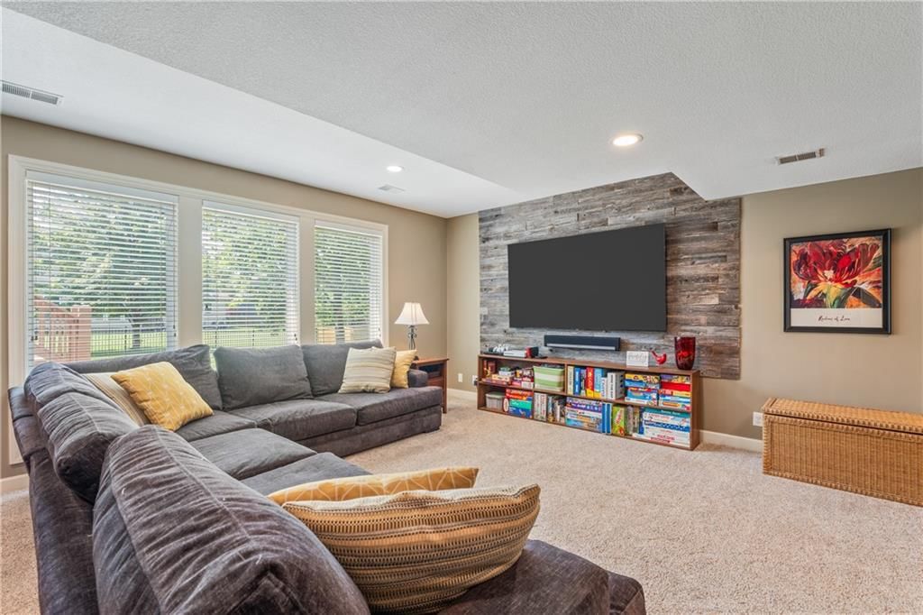 13897 W 140th Street — photo 33