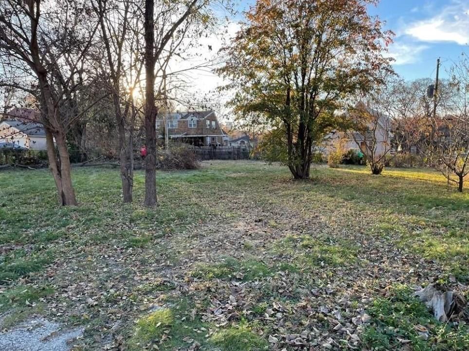 7426 Tracy Avenue — photo 2