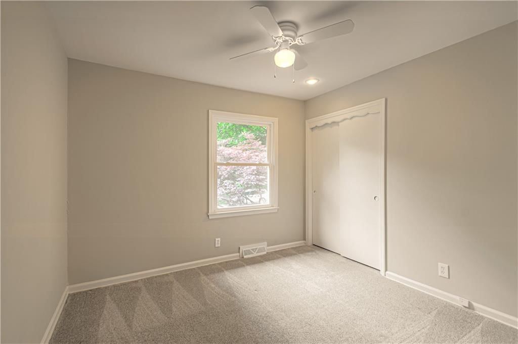 9425 Carter Drive — photo 24