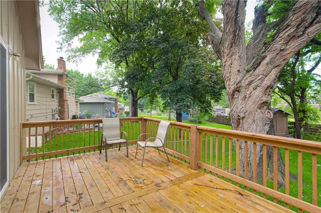 9425 Carter Drive — photo 28