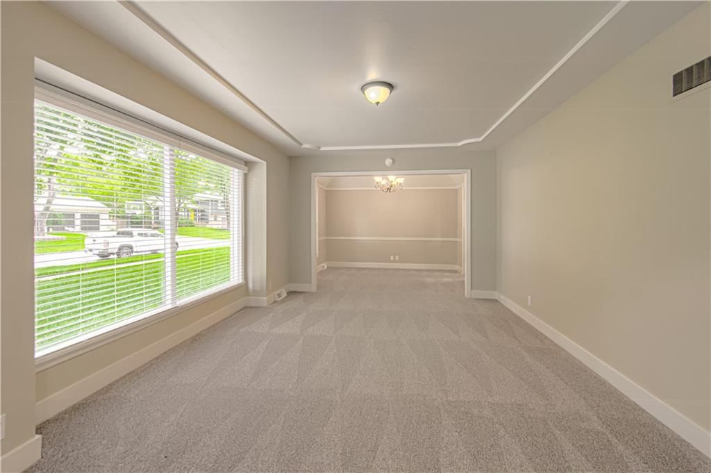 9425 Carter Drive — photo 6