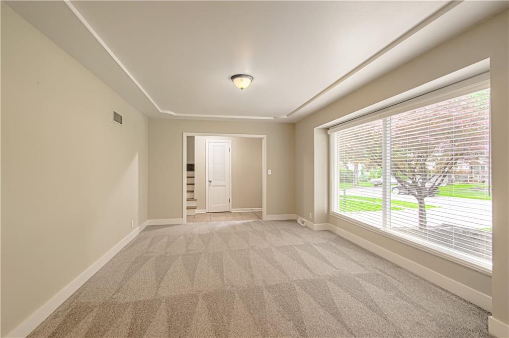 9425 Carter Drive — photo 10