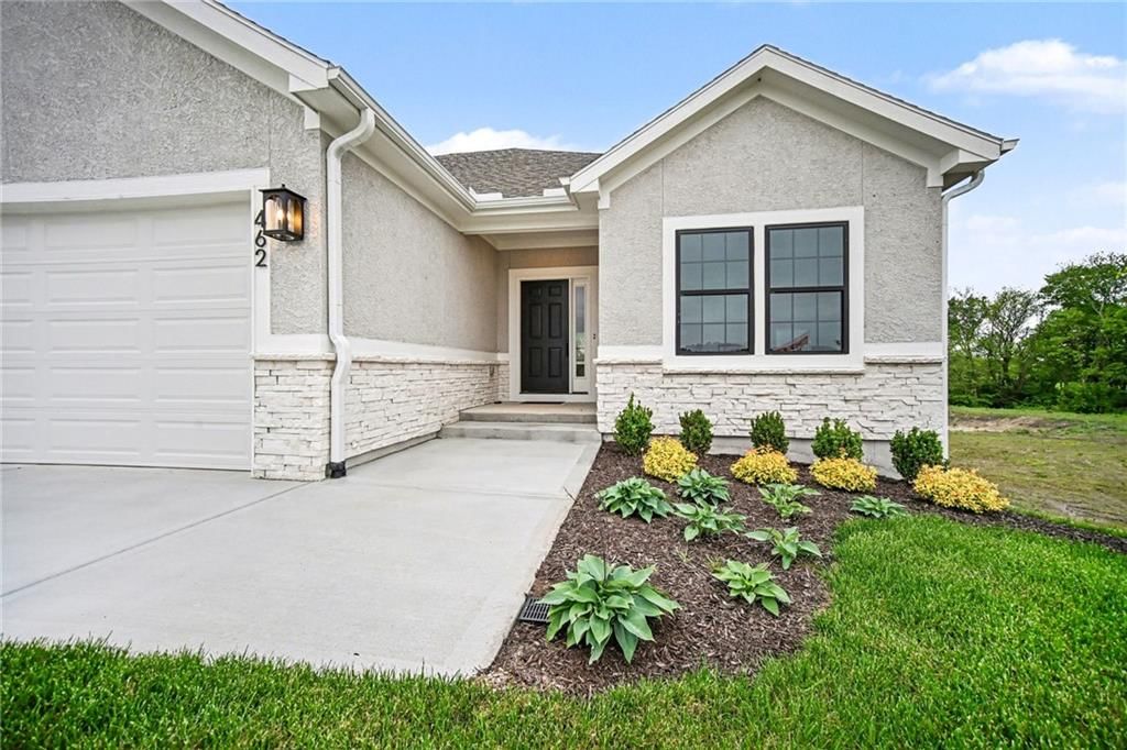 462 Green Drive — photo 4