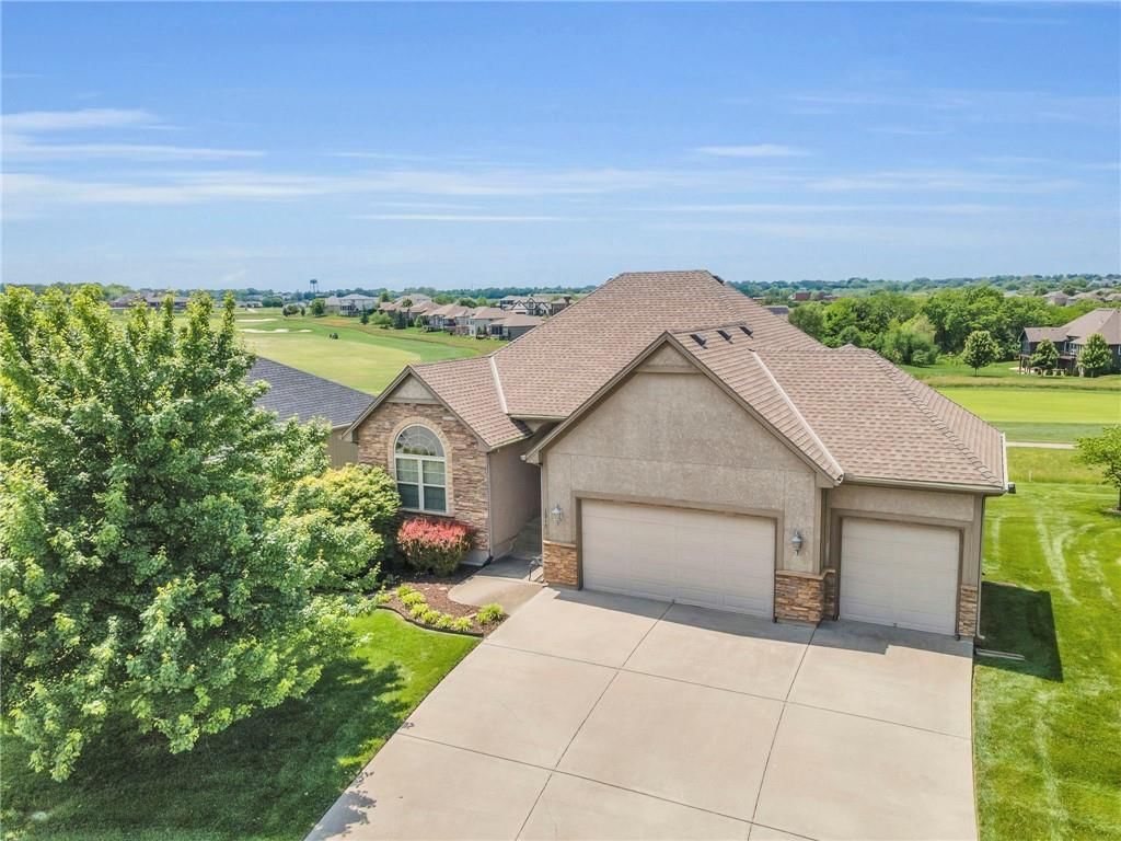 1210 Kettering Lane — photo 3