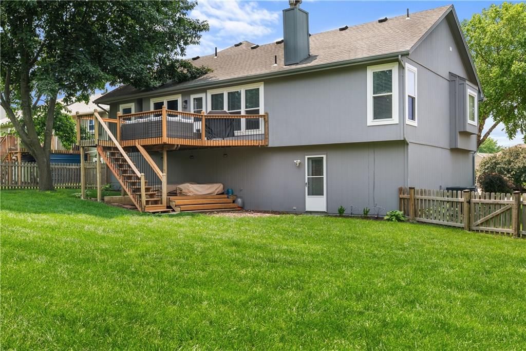 1021 NE Woodbury Lane — photo 28