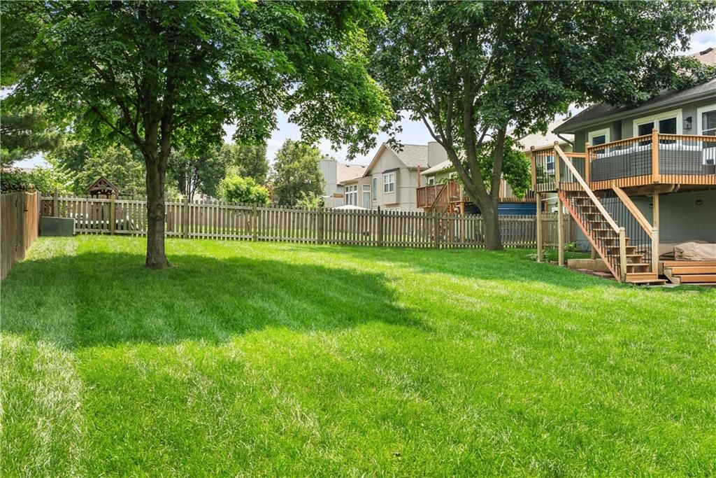 1021 NE Woodbury Lane — photo 29