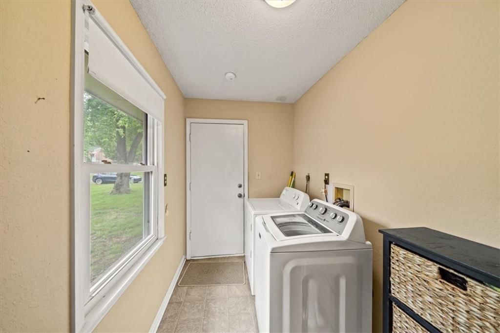 102 N HARRISON Street — photo 13