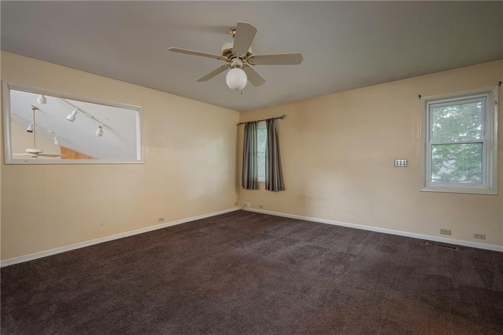 5926 N Chatham Avenue — photo 15