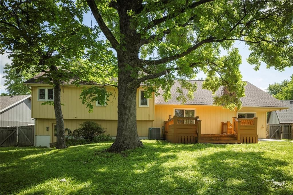 5926 N Chatham Avenue — photo 35