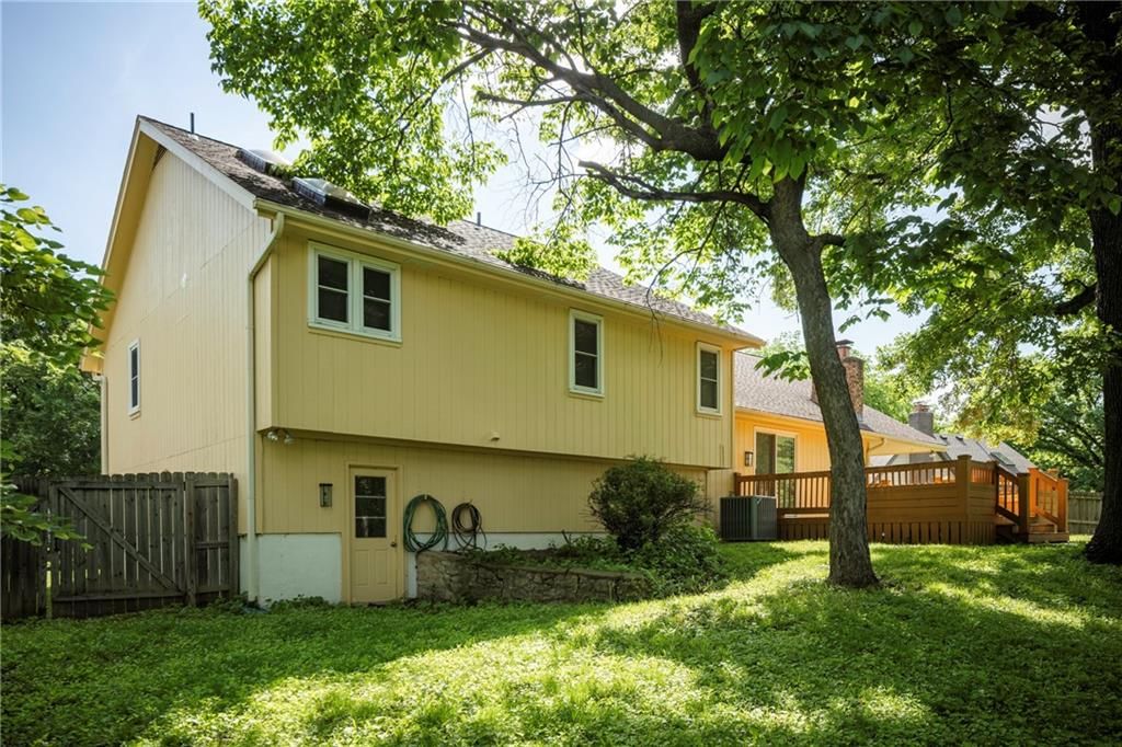 5926 N Chatham Avenue — photo 36
