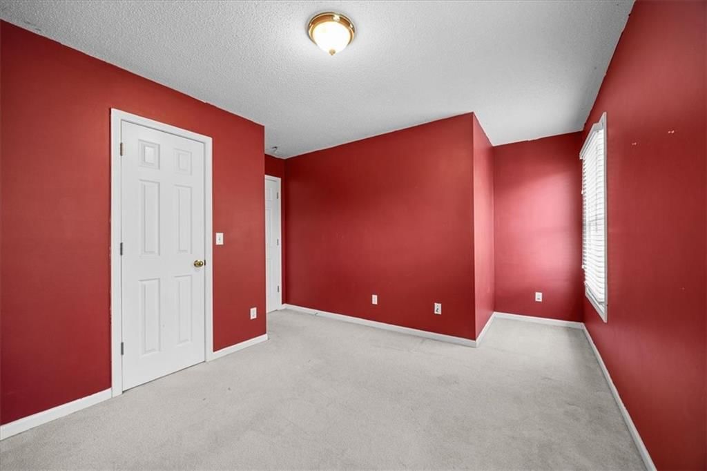 930 E 126th Terrace — photo 12
