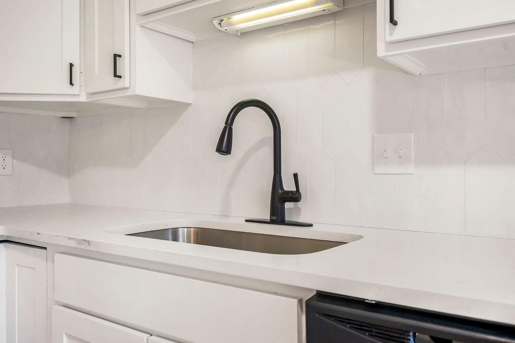 9599 Outlook Drive — photo 12