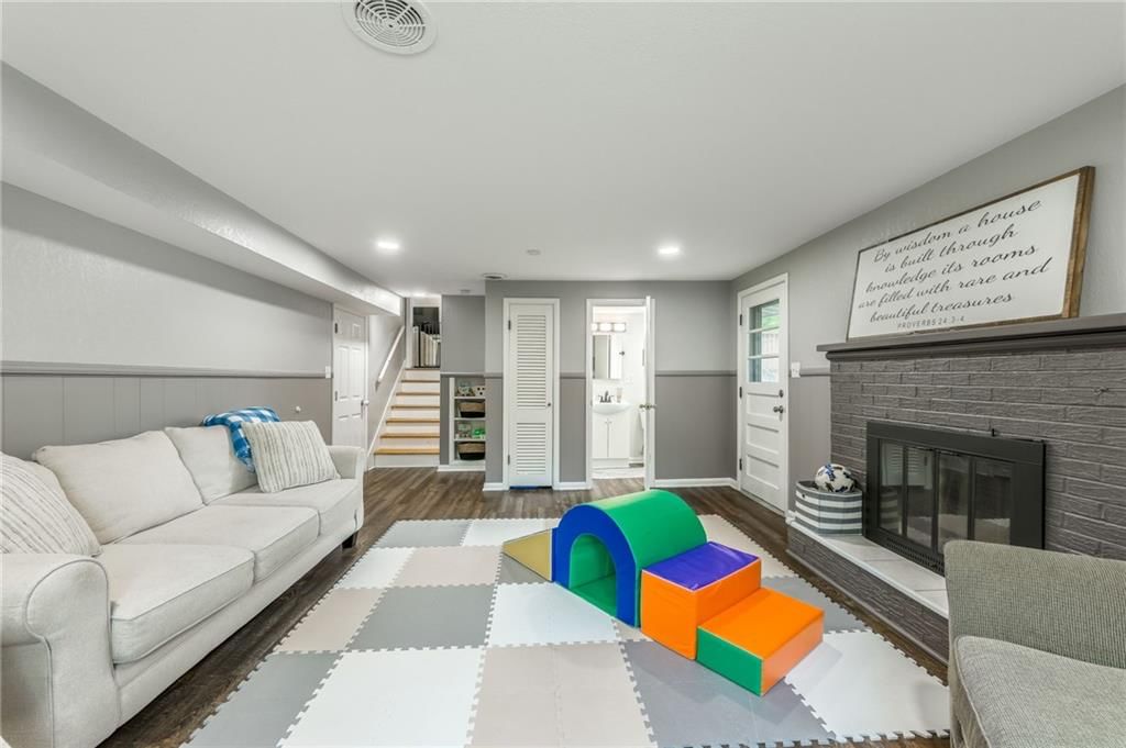 1503 NE 51st Terrace — photo 17