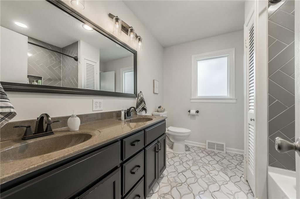1503 NE 51st Terrace — photo 10