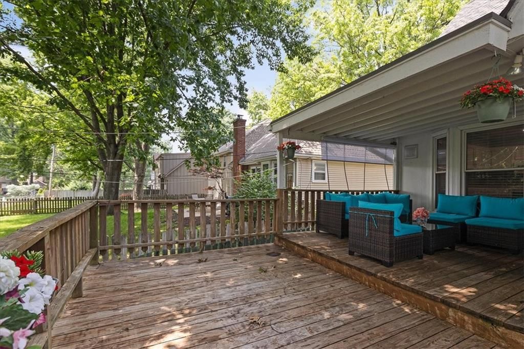 12509 W 100th Terrace — photo 33