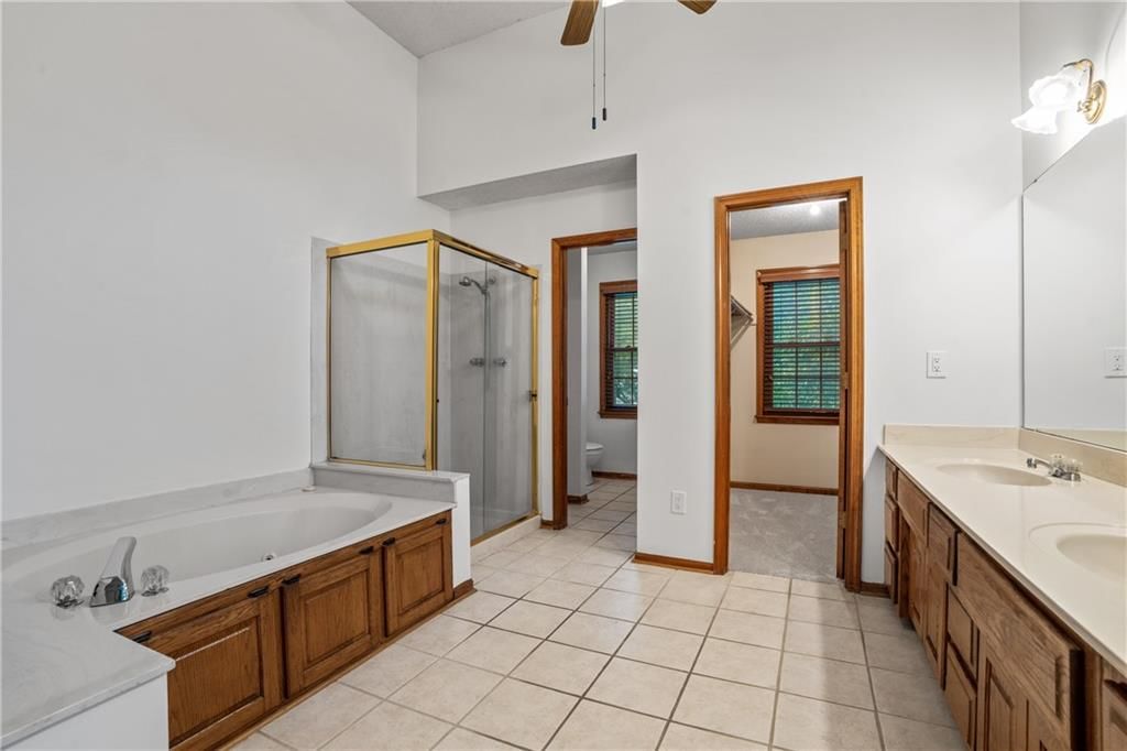8541 Oakview Drive — photo 23