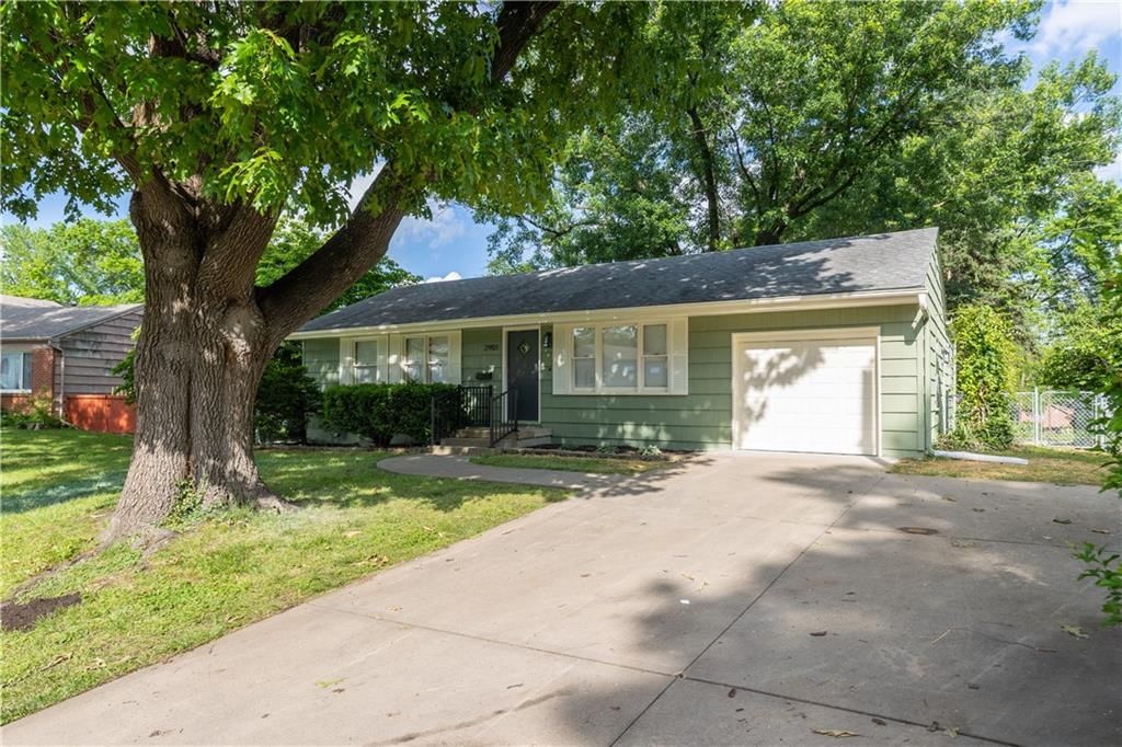 2901 N Spring Street, Independence, MO