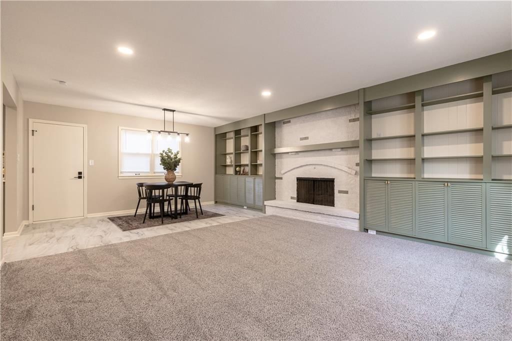 2901 N Spring Street — photo 14