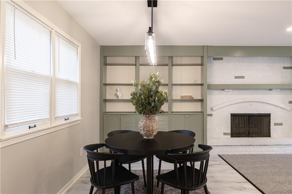 2901 N Spring Street — photo 10