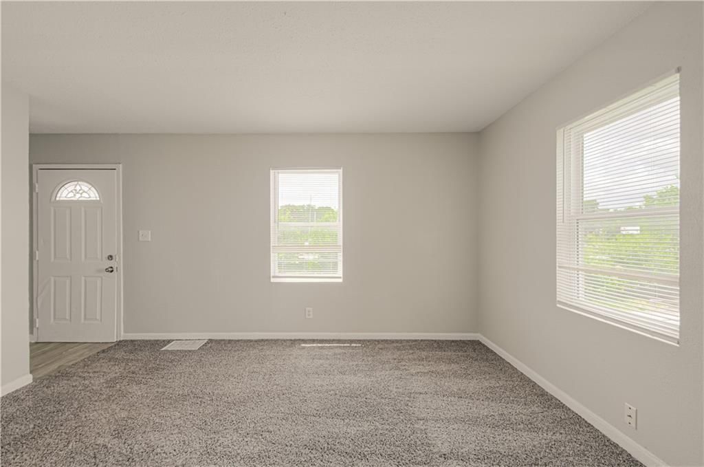 2105/07 Askew Avenue — photo 5